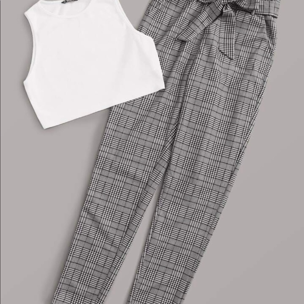 2 pc. Top and bottom pants set. 🎀 - Picture 3 of 5